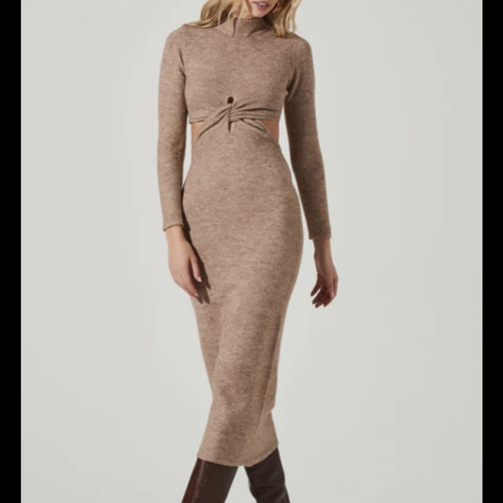 Astr The Label Kenna Mock Neck Twist Front Midi Dress SZ M